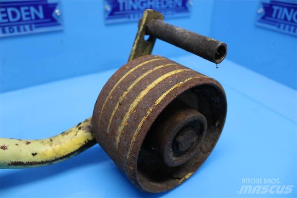 New Holland 1550 Farm Equipment - Others