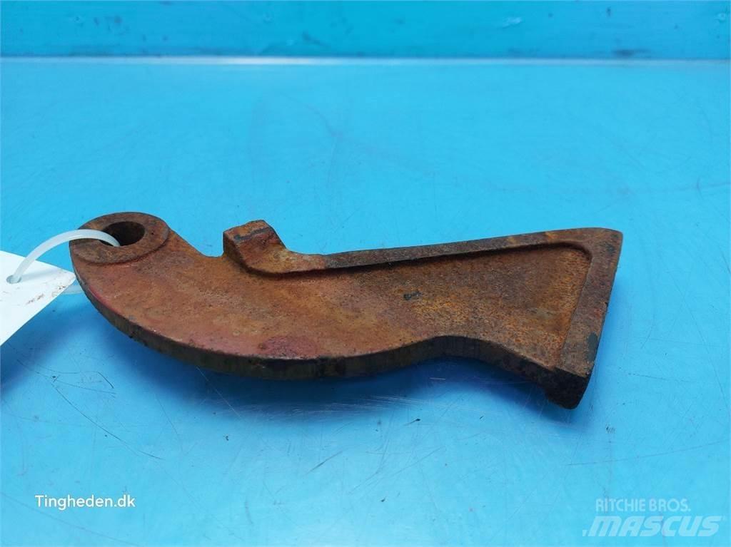 New Holland 4860 Farm Equipment - Others