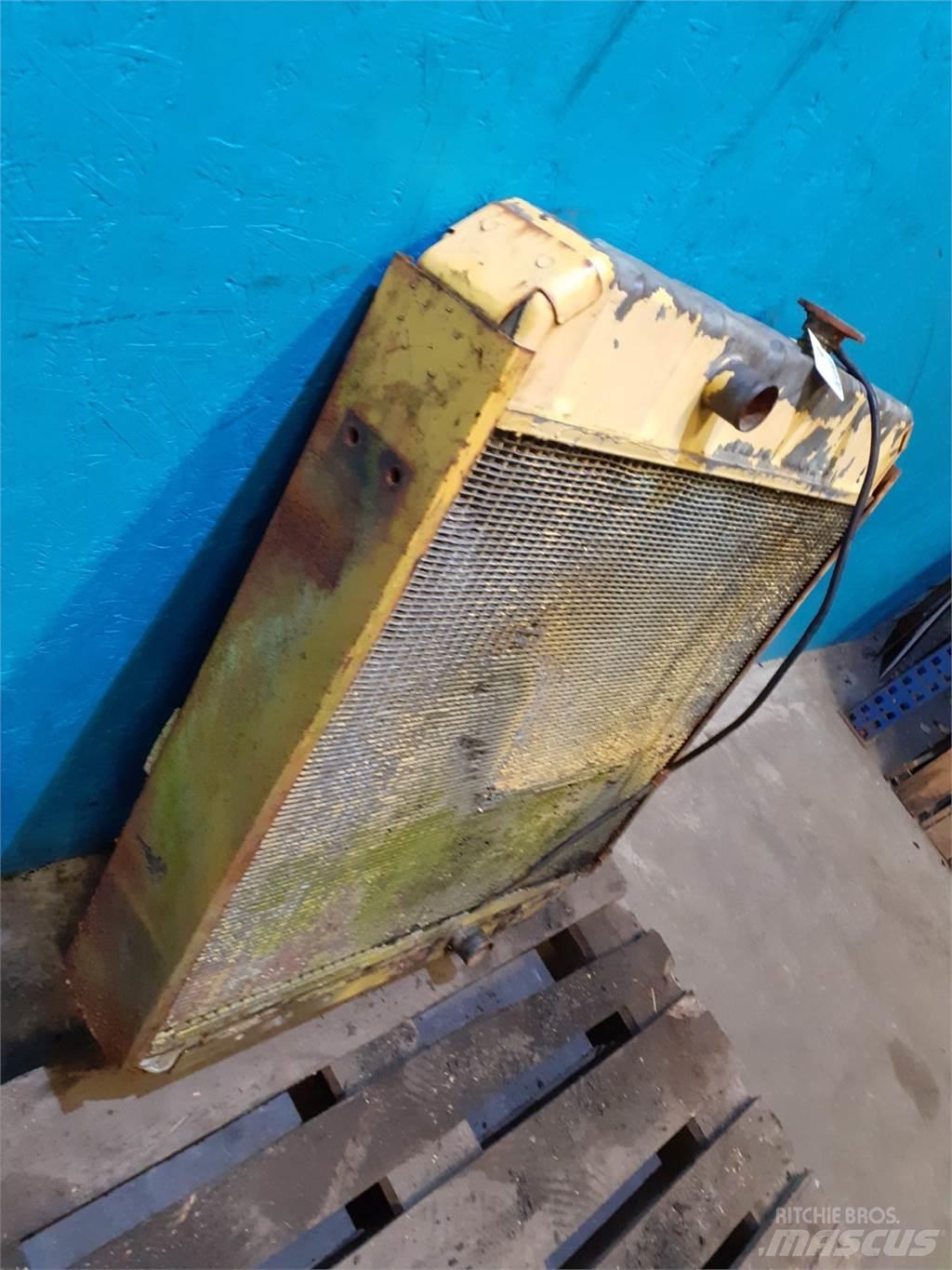 New Holland 8055 Radiators