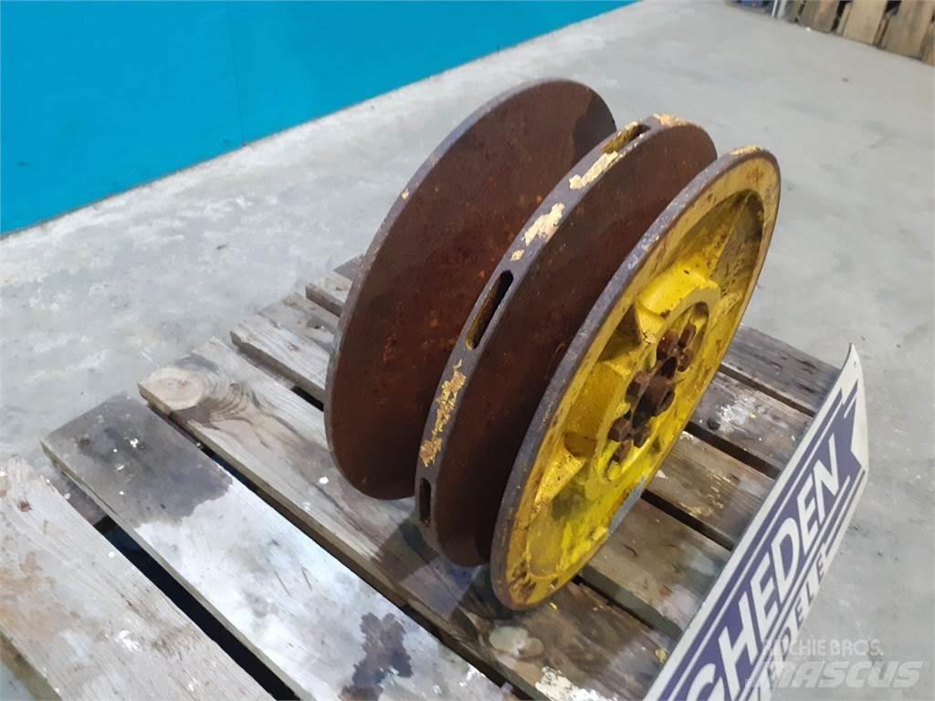New Holland 8060 Farm Equipment - Others