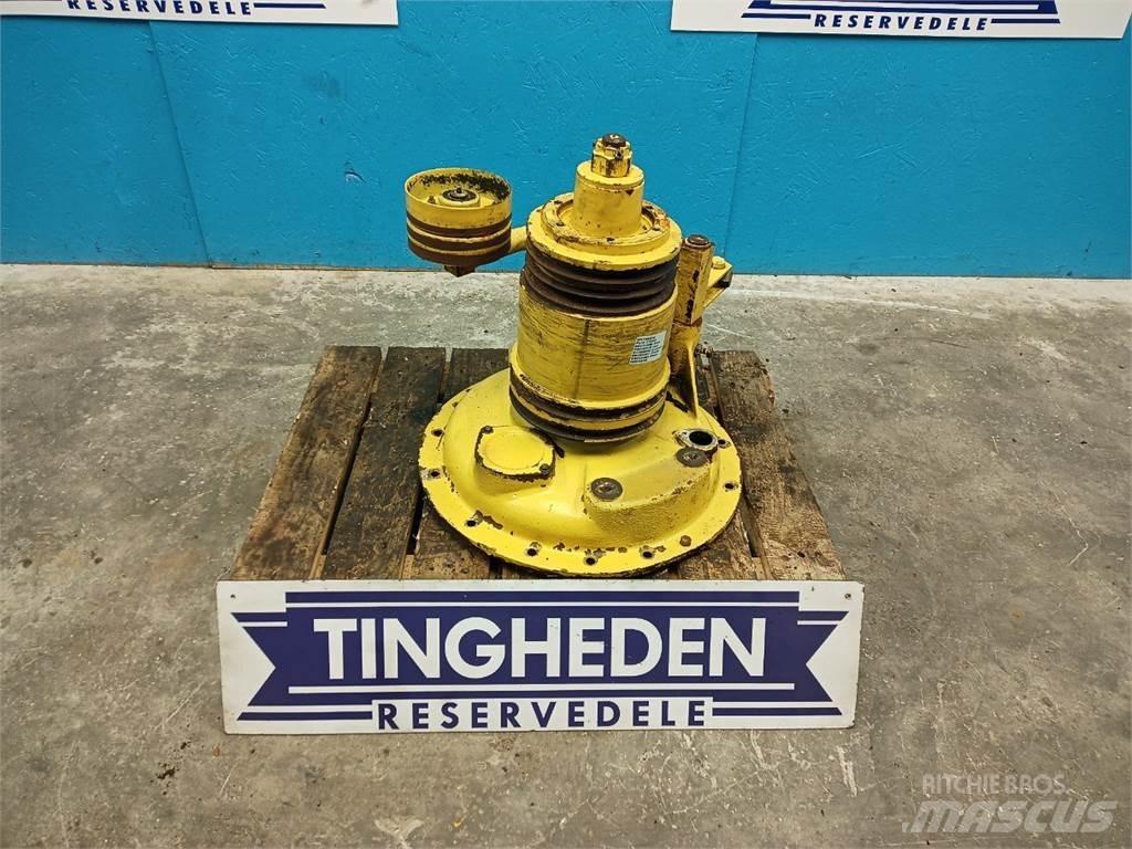 New Holland 8060 Farm Equipment - Others