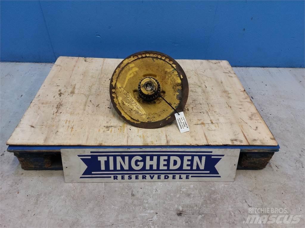 New Holland 8060 Farm Equipment - Others