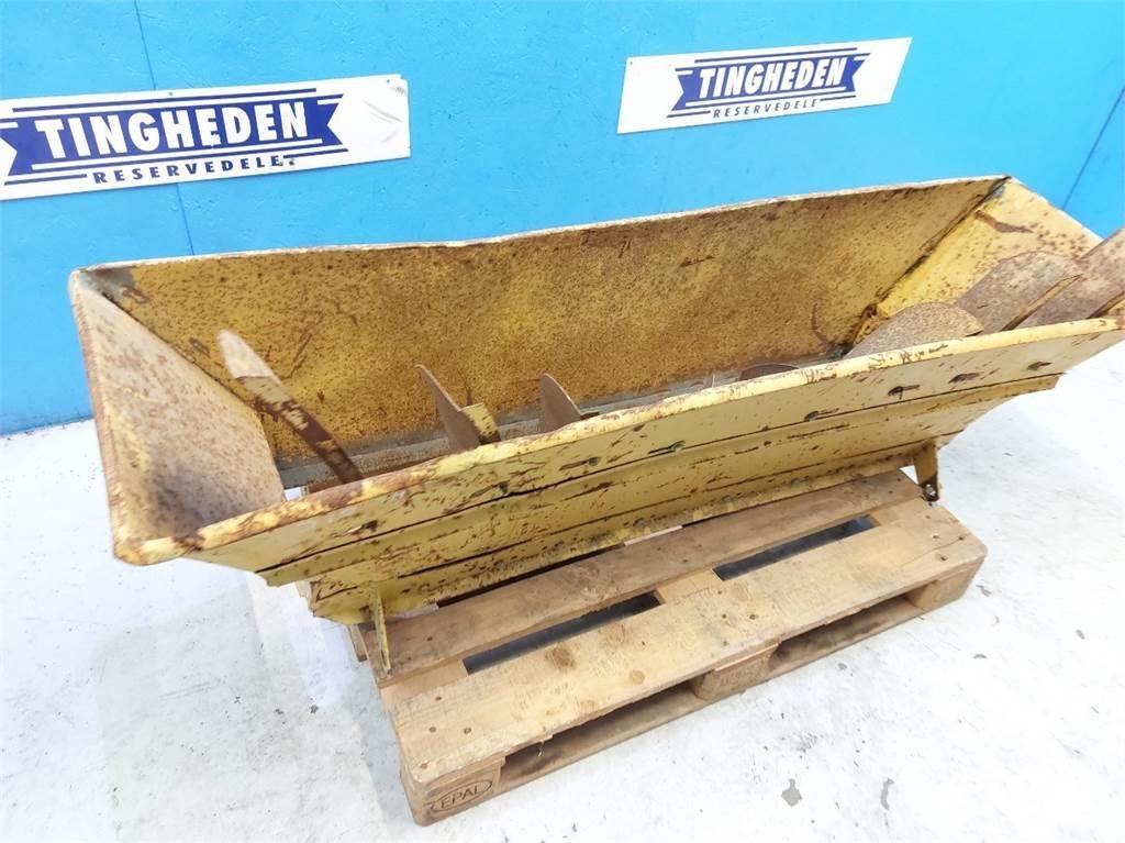 New Holland 8060 Combine Attachments
