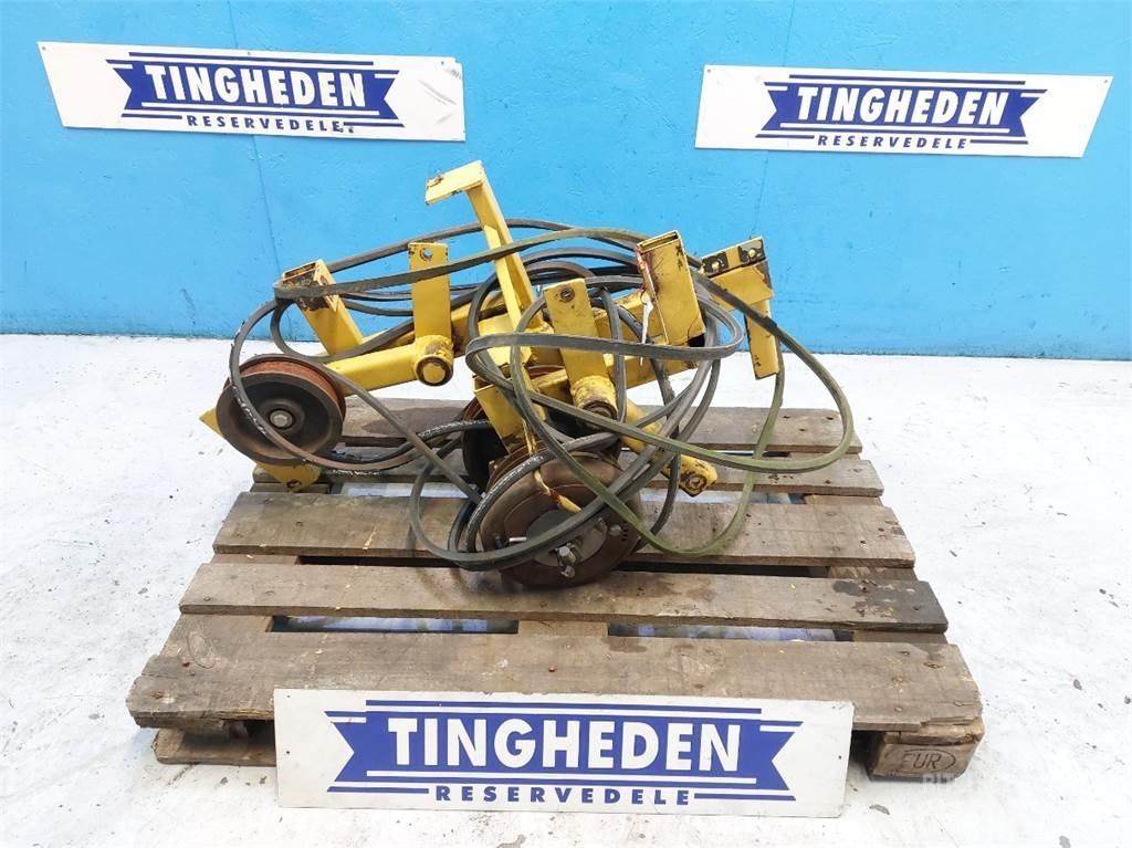 New Holland 8060 Combine Attachments