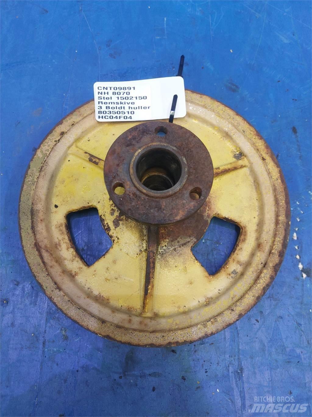 New Holland 8070 Combine Attachments