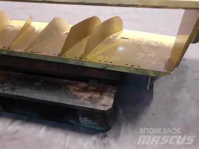 New Holland 8080 Combine Attachments