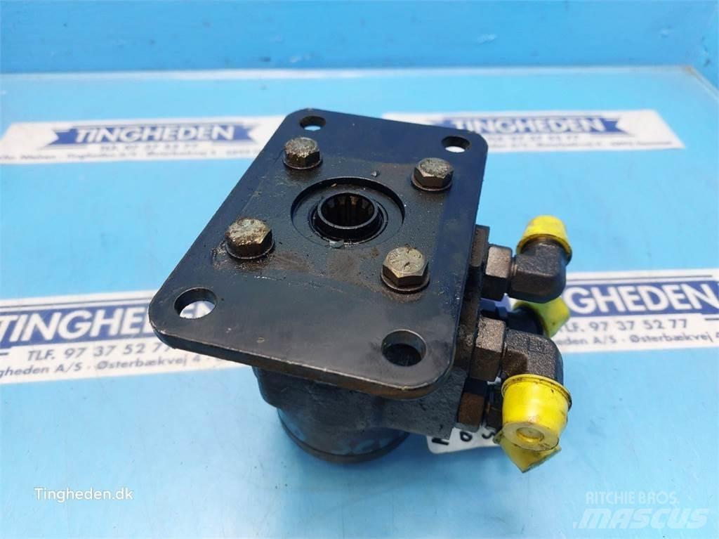New Holland 8970 Hydraulics