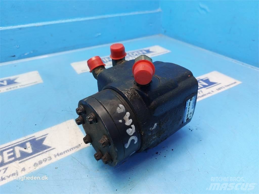 New Holland 8970 Hydraulics
