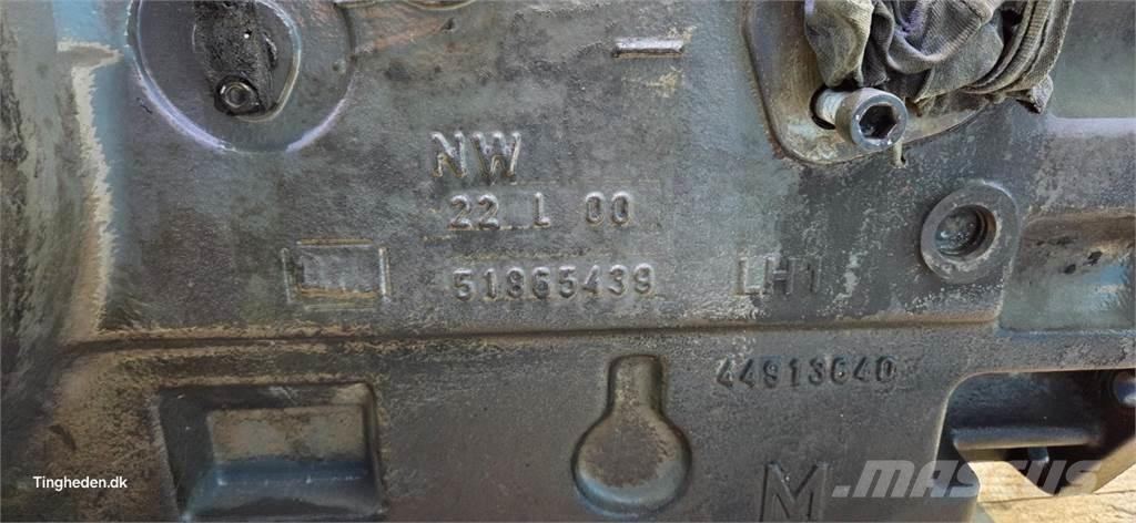 New Holland M115 Transmission