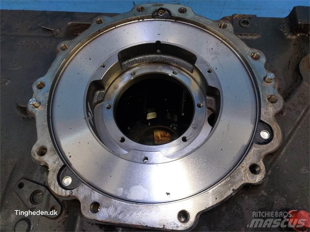 New Holland T6 Transmission