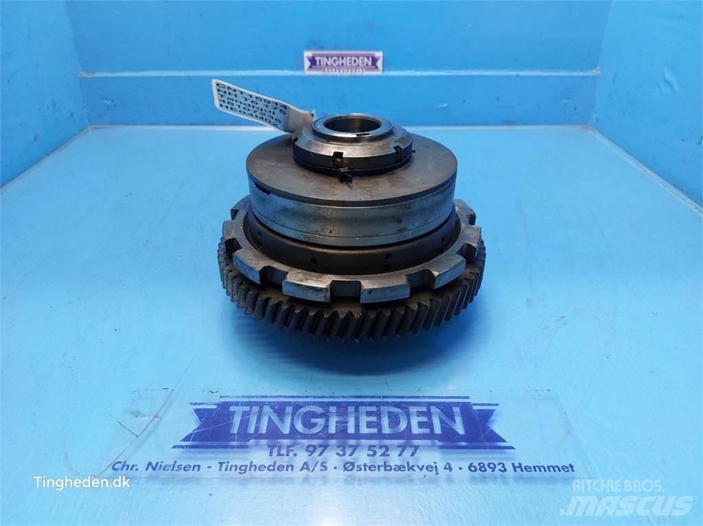 New Holland T6 Transmission