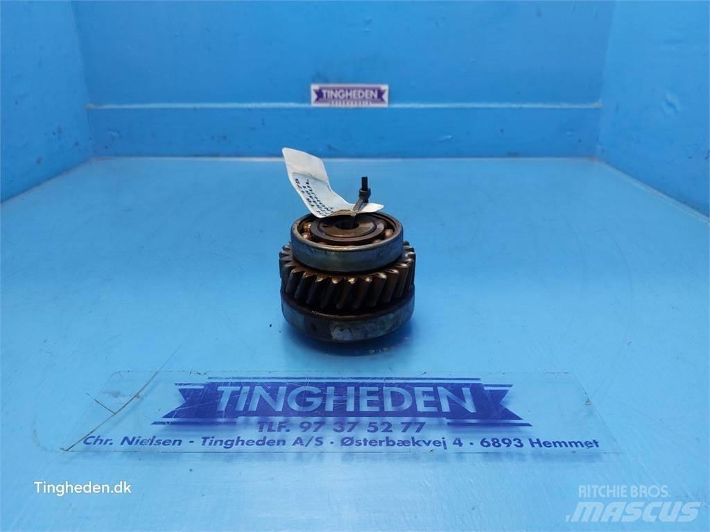 New Holland T6 Transmission