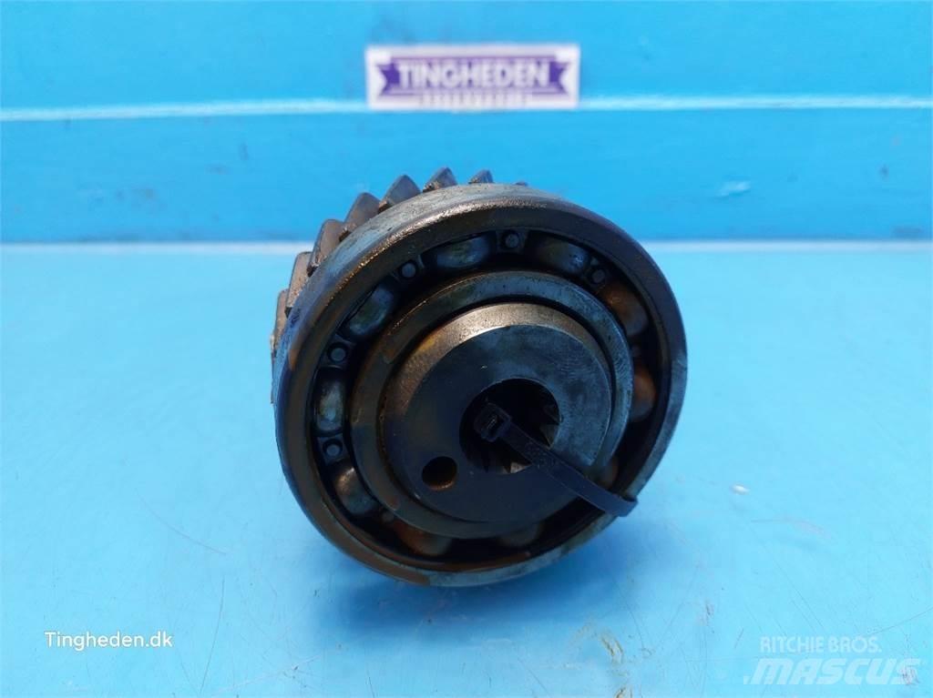 New Holland T6 Transmission