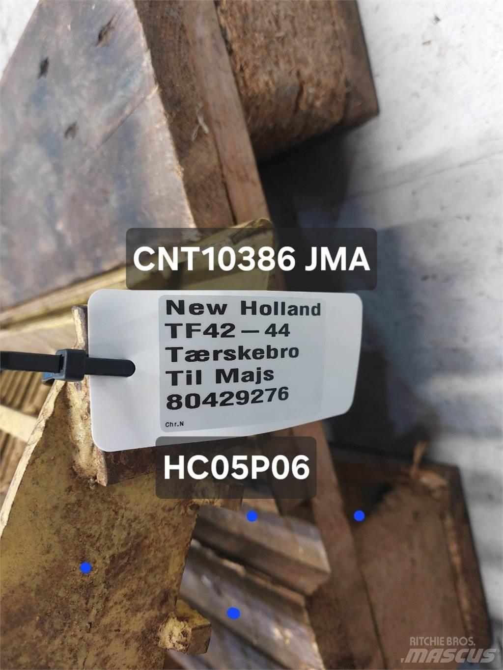 New Holland TF44 Combine Attachments