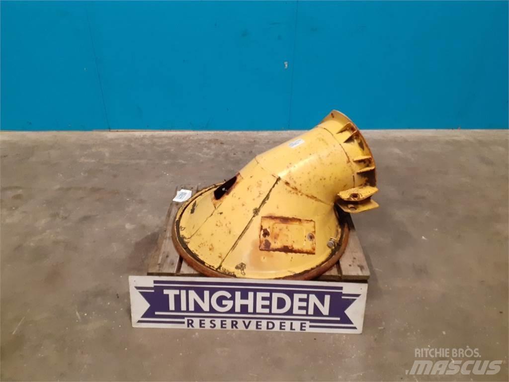 New Holland TF46 Combine Attachments