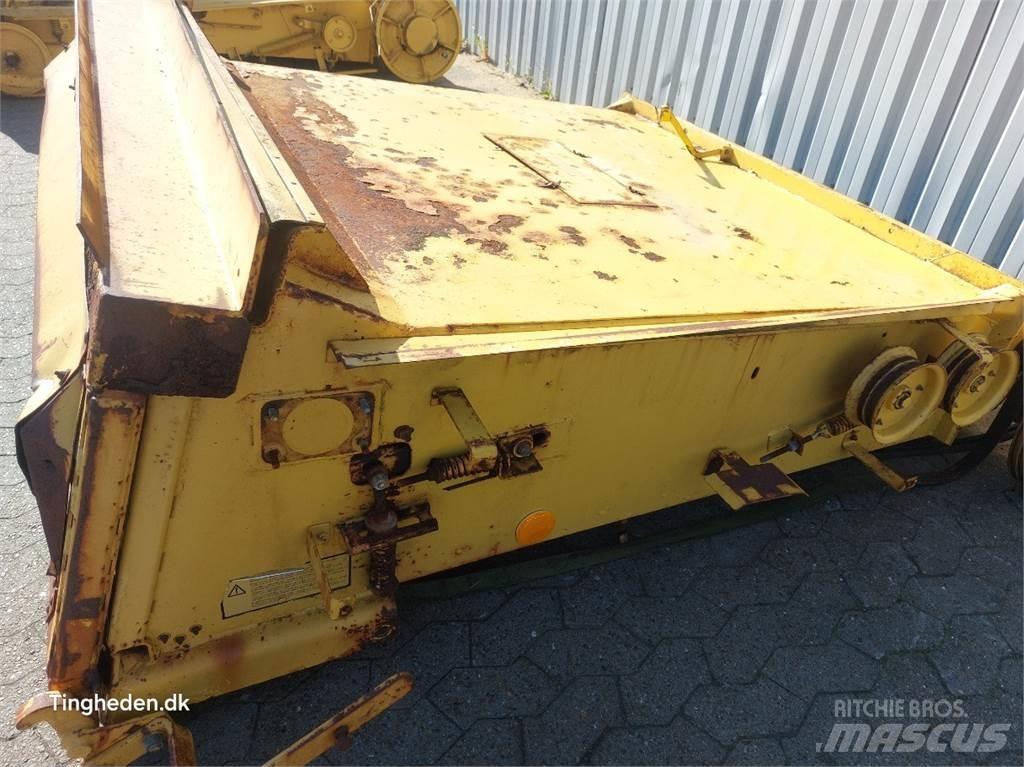 New Holland TF46 Combine Attachments