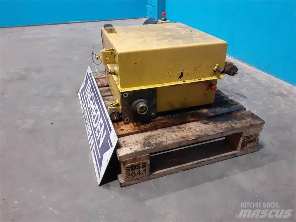 New Holland TF78 Hydraulics