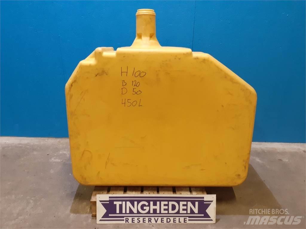 New Holland TX36 Combine Attachments