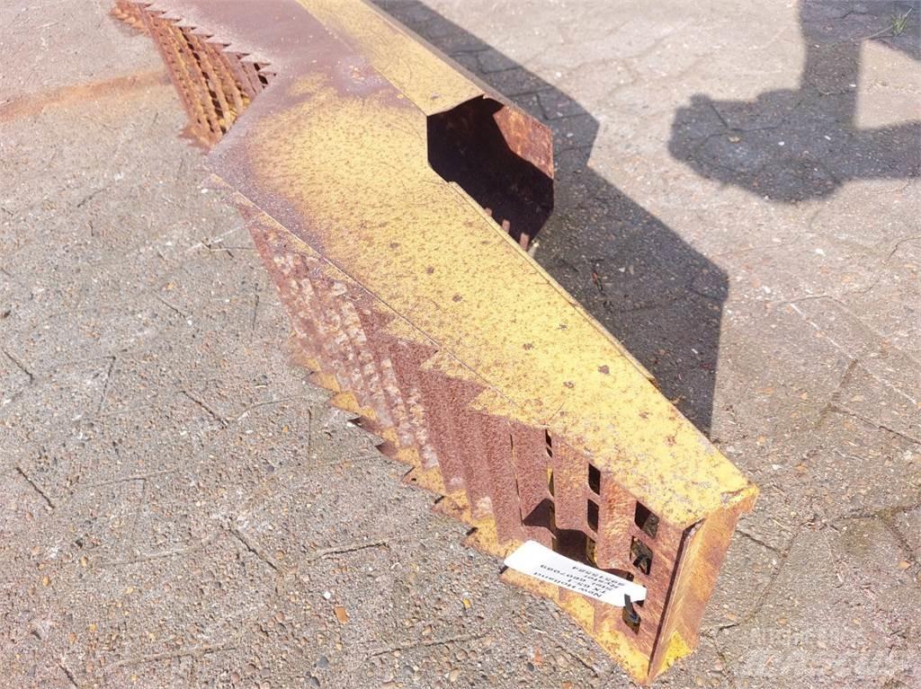 New Holland TX65 Combine Attachments