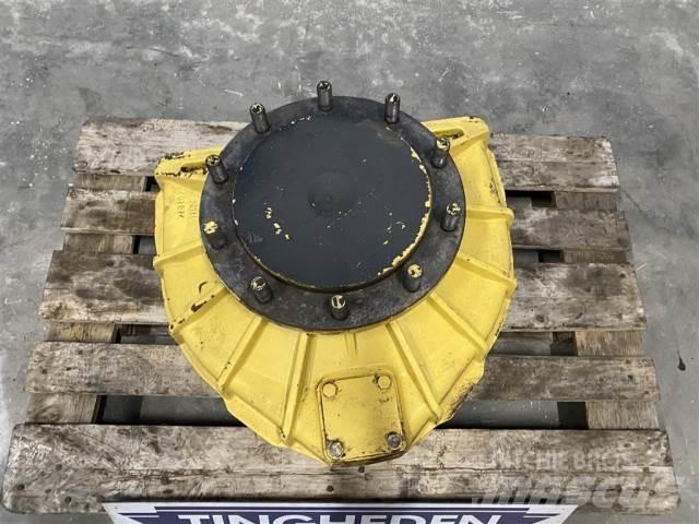 New Holland TX68 Combine Attachments