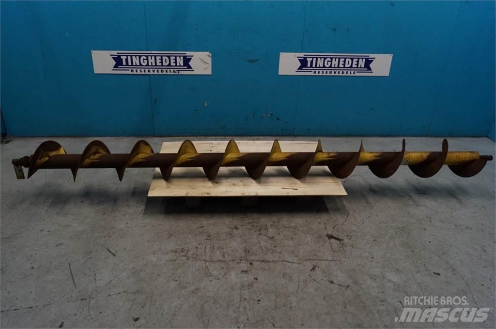 New Holland TX68 Combine Attachments