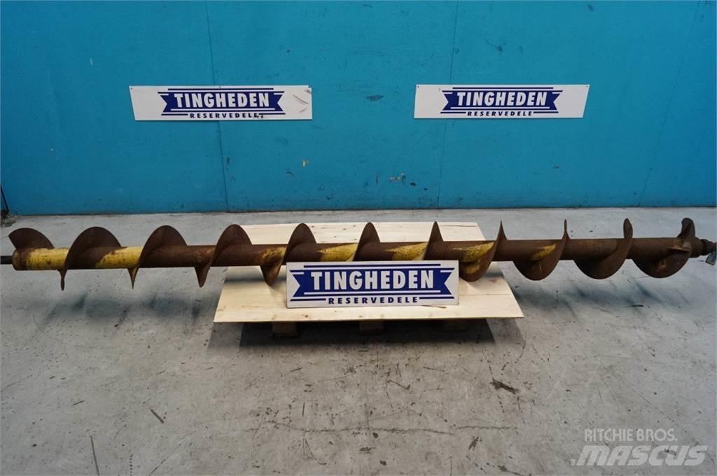 New Holland TX68 Combine Attachments