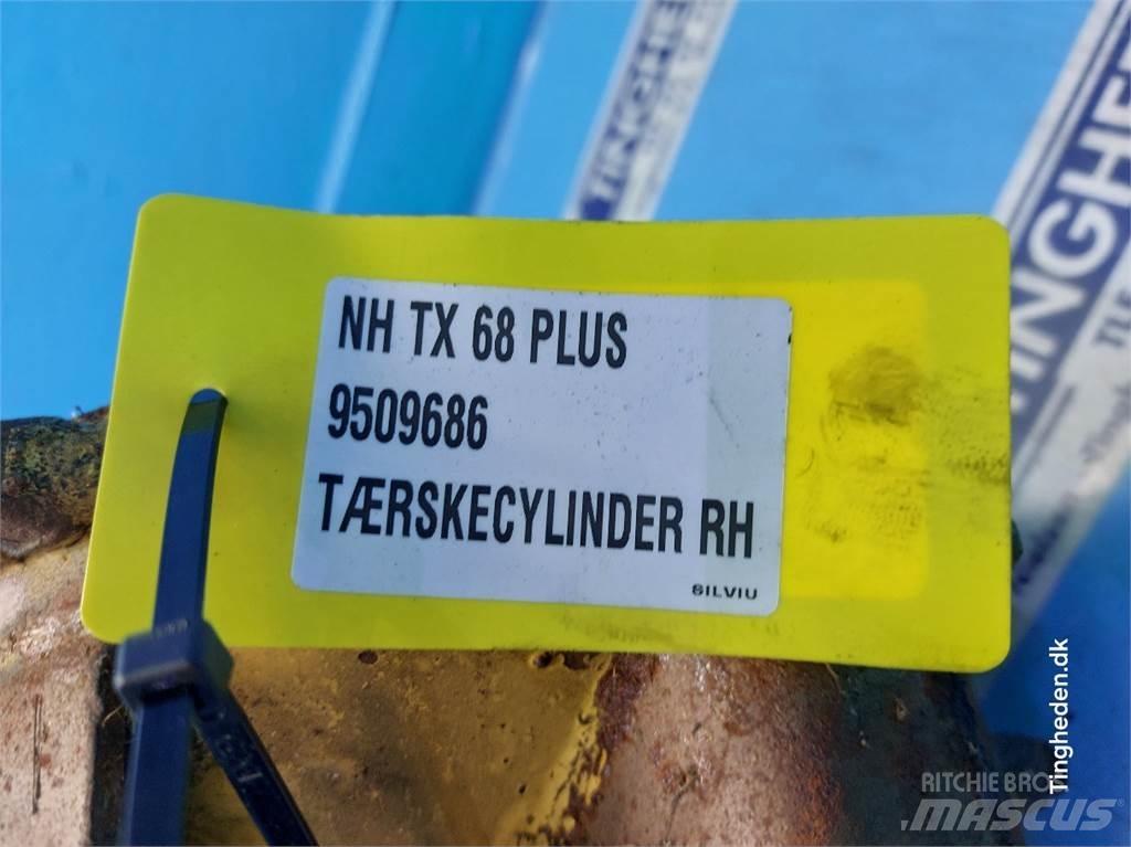 New Holland TX68 Combine Attachments