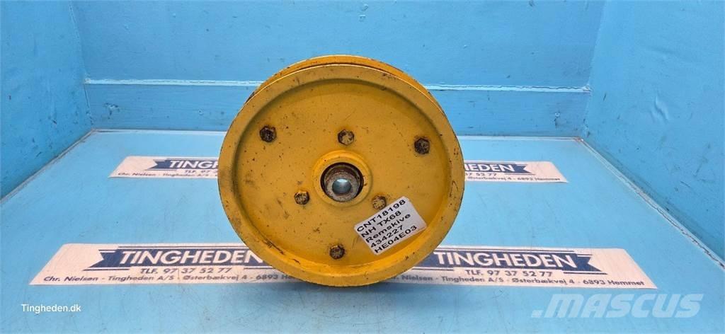 New Holland TX68 Farm Equipment - Others