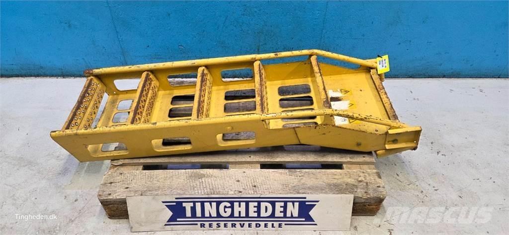 New Holland TX68 Farm Equipment - Others
