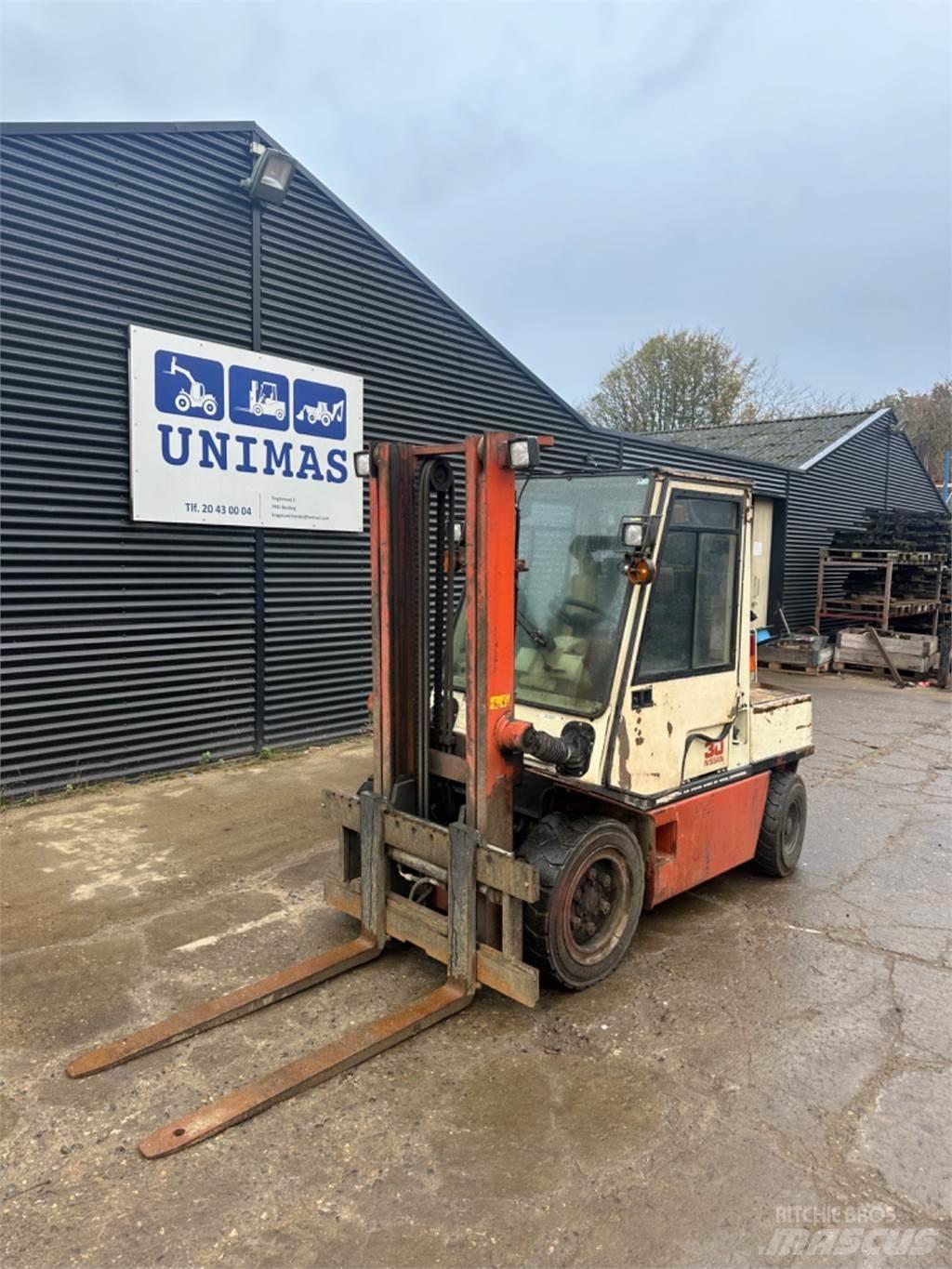 Nissan FD30 Diesel Forklifts