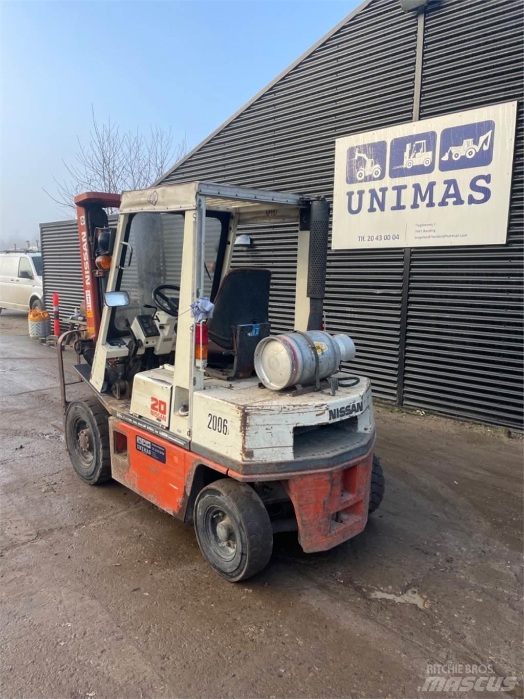 Nissan FG20 LPG trucks