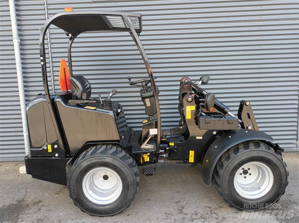 Schäffer 2434 Mini Loader