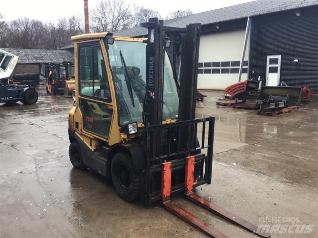 TCM FG25 LPG trucks