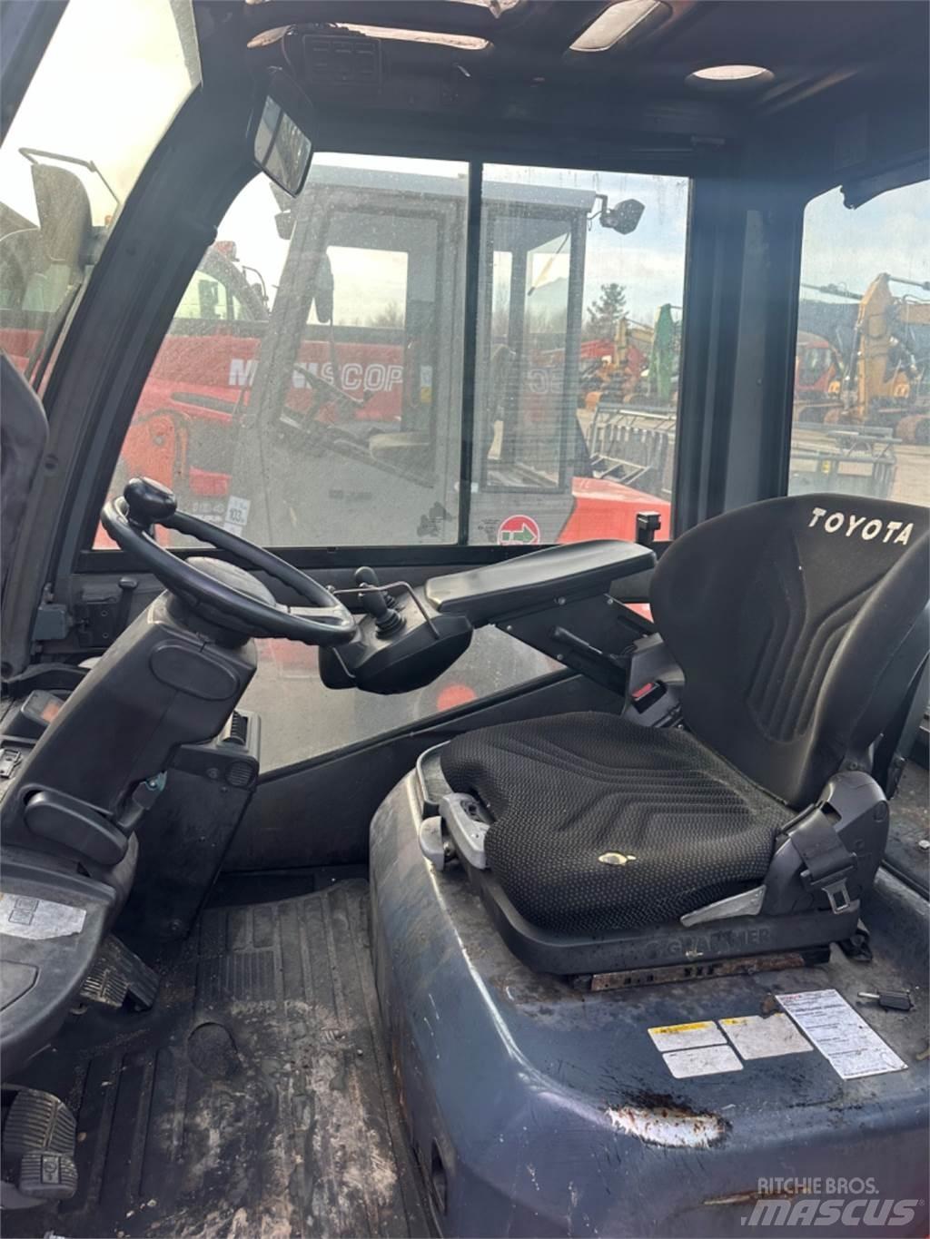 Toyota FD25 Diesel Forklifts