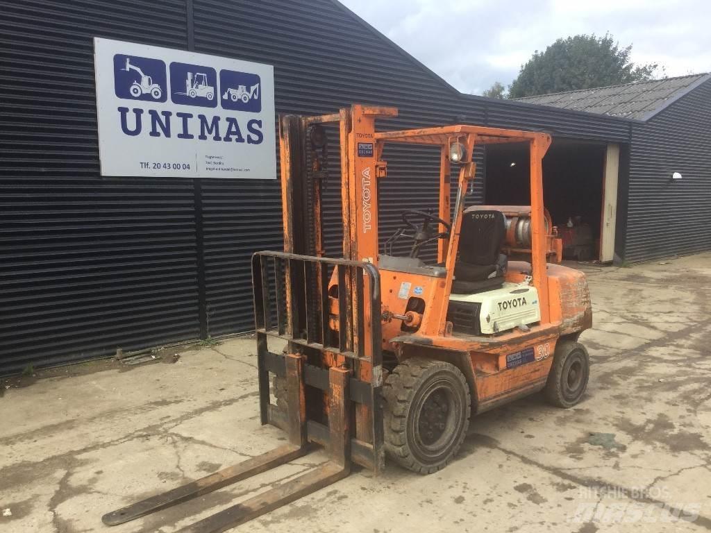 Toyota FG30 Misc Forklifts
