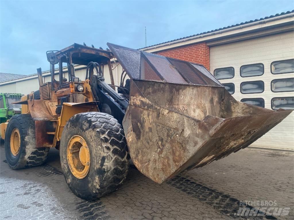 Volvo L120 Wheel Loaders