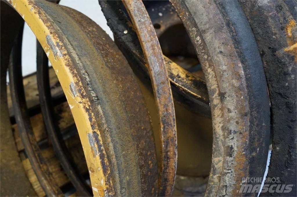 Volvo L120 Tires, wheels and rims