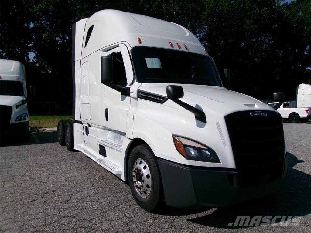 Freightliner 126 Conventional Trucks / Tractor Trucks