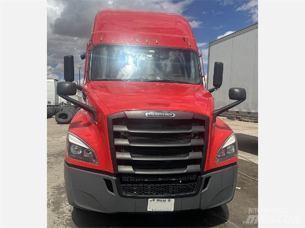 Freightliner CA126 Conventional Trucks / Tractor Trucks