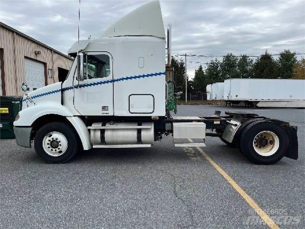 Freightliner CL112G Conventional Trucks / Tractor Trucks