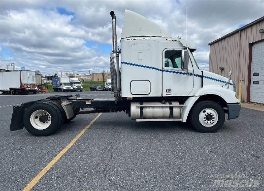 Freightliner CL112G Conventional Trucks / Tractor Trucks