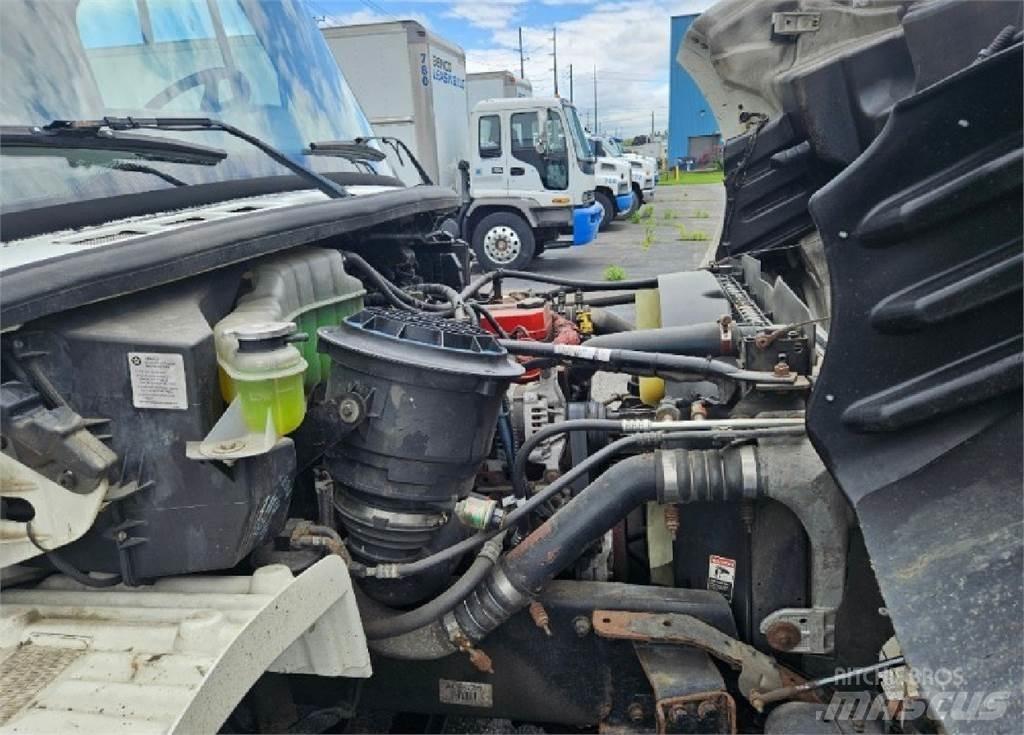 Freightliner M2 Box trucks