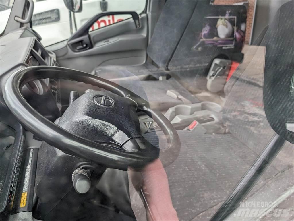 Hino 195 Reefer Trucks