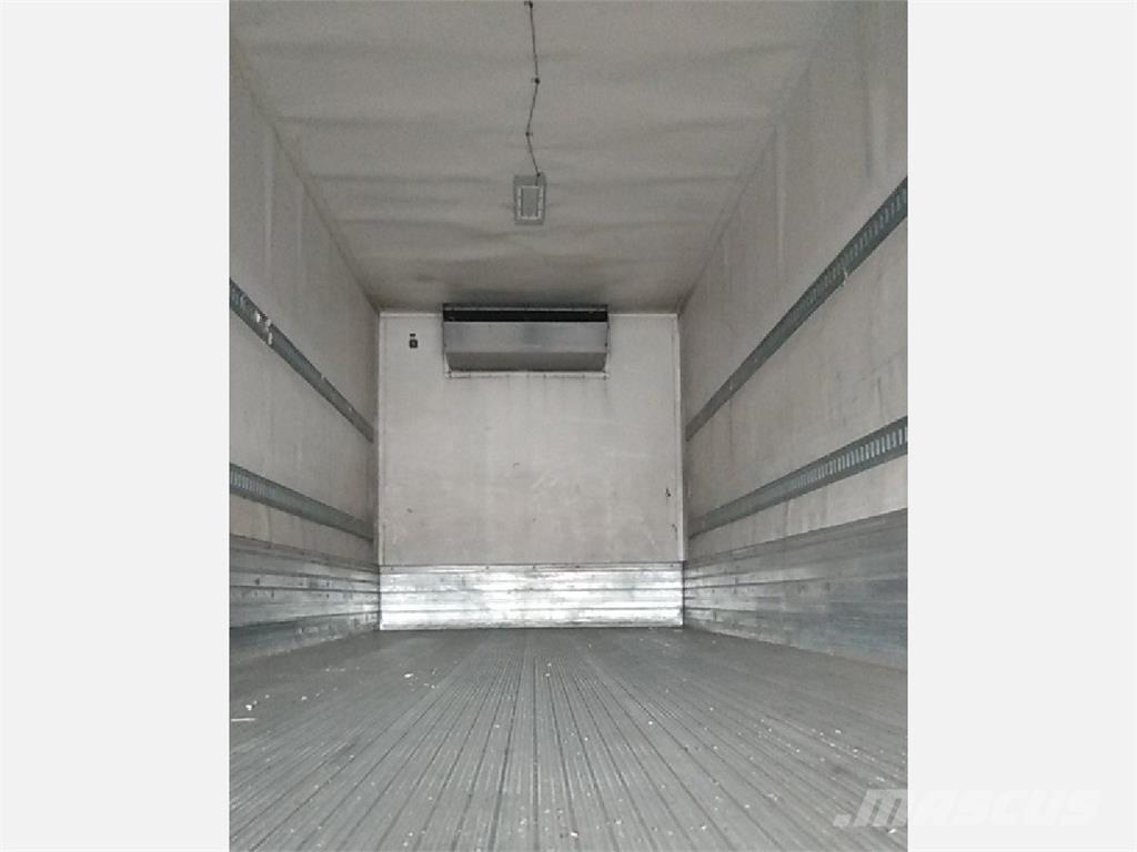 International 4300 Reefer Trucks