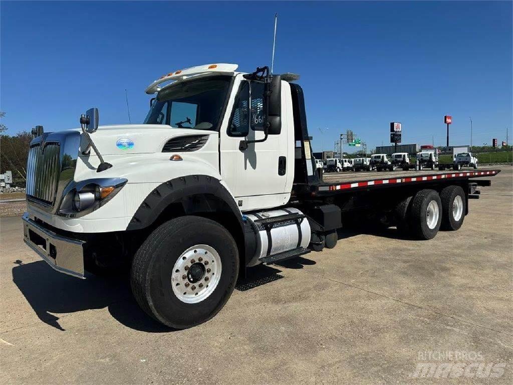 International 7600 Tow Trucks / Wreckers