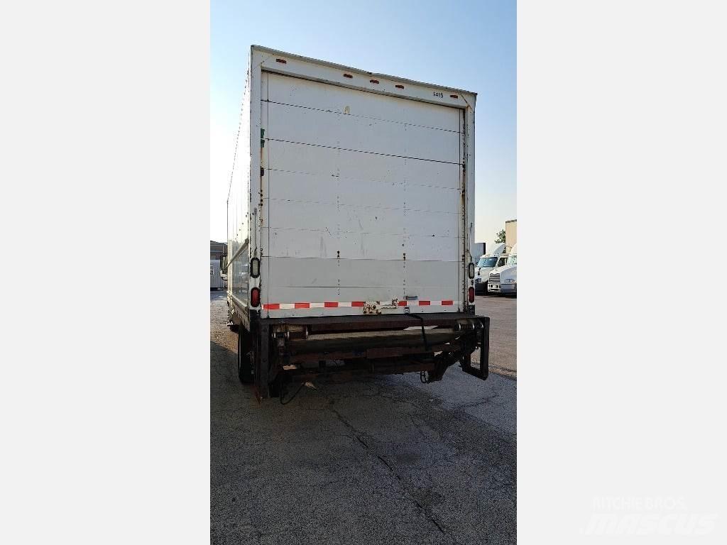 International MA025 Box trucks