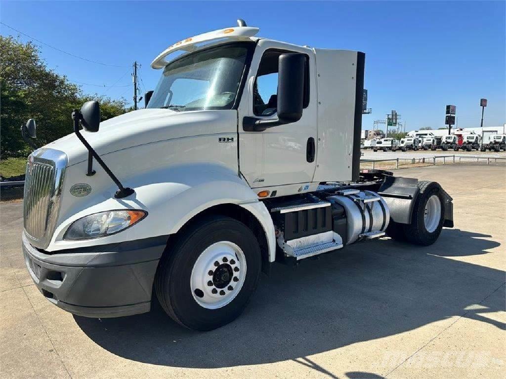 International RH Conventional Trucks / Tractor Trucks