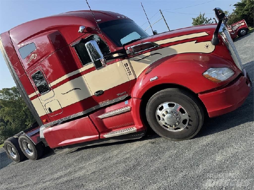 Kenworth T680 Conventional Trucks / Tractor Trucks