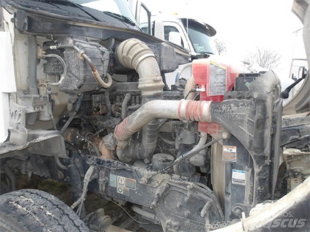Kenworth T880 Conventional Trucks / Tractor Trucks