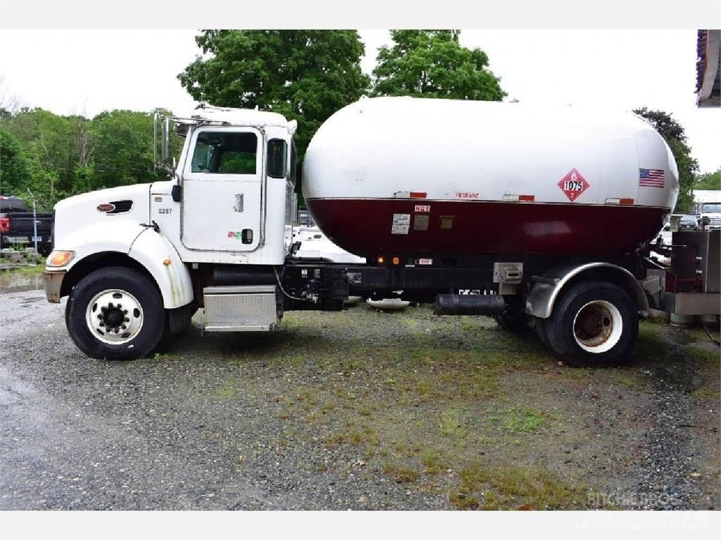 Peterbilt 335 Other Trucks